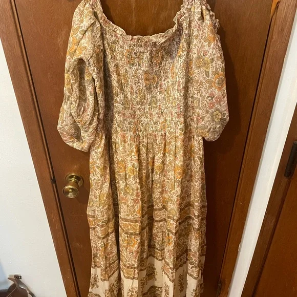 Juniper Shirred Dress in Cream - size XXL - Picture 2 of 6